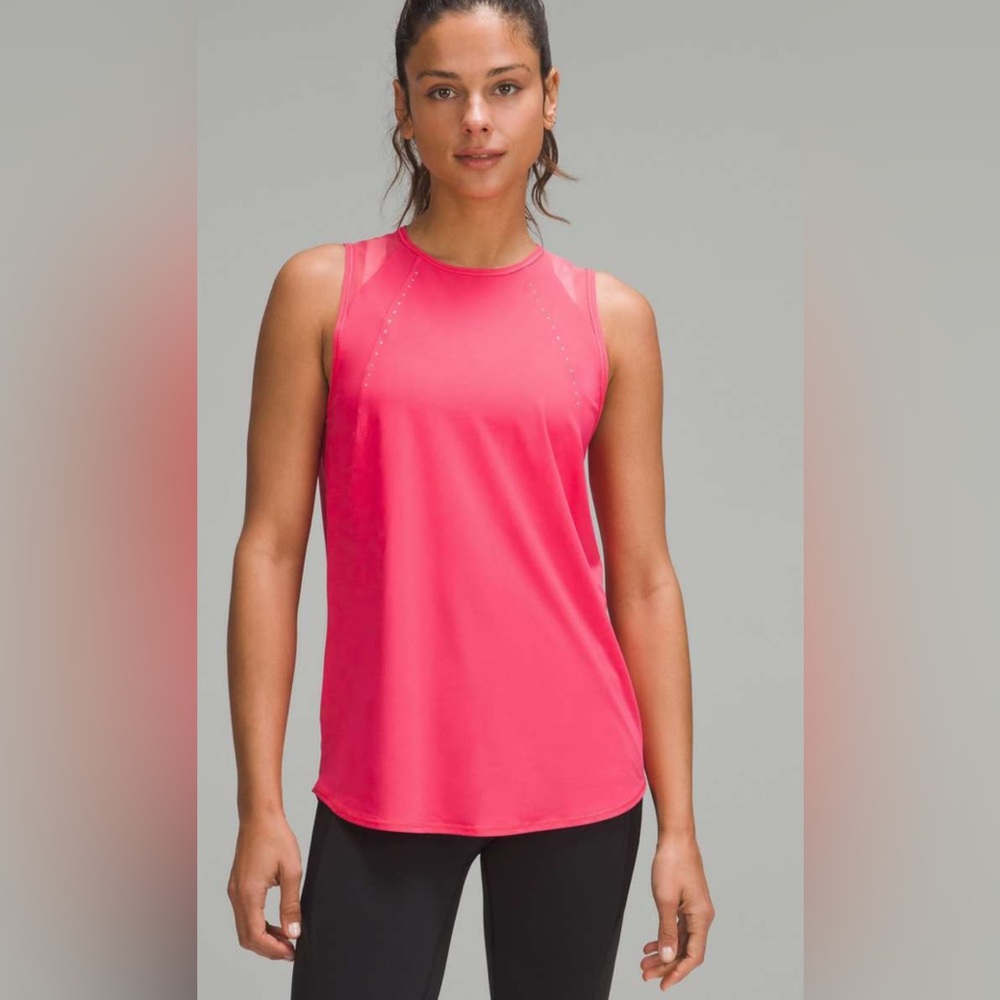 Lululemon Sculpt Tank Size 6 in Lip Gloss NWT